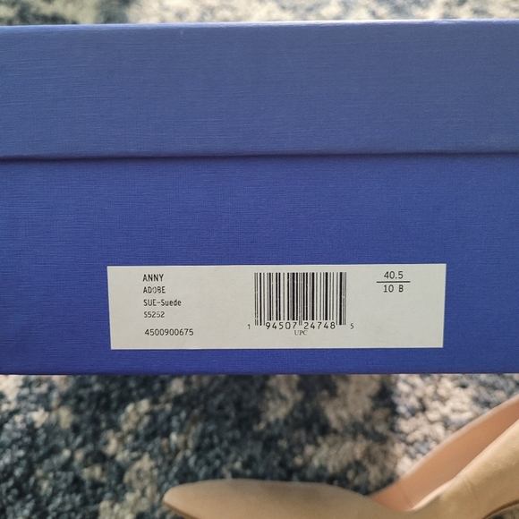 Brand New - Stuart Weitzman 95mm Adobe Suede Pumps (runs small, more like 8.5) - Picture 7 of 10